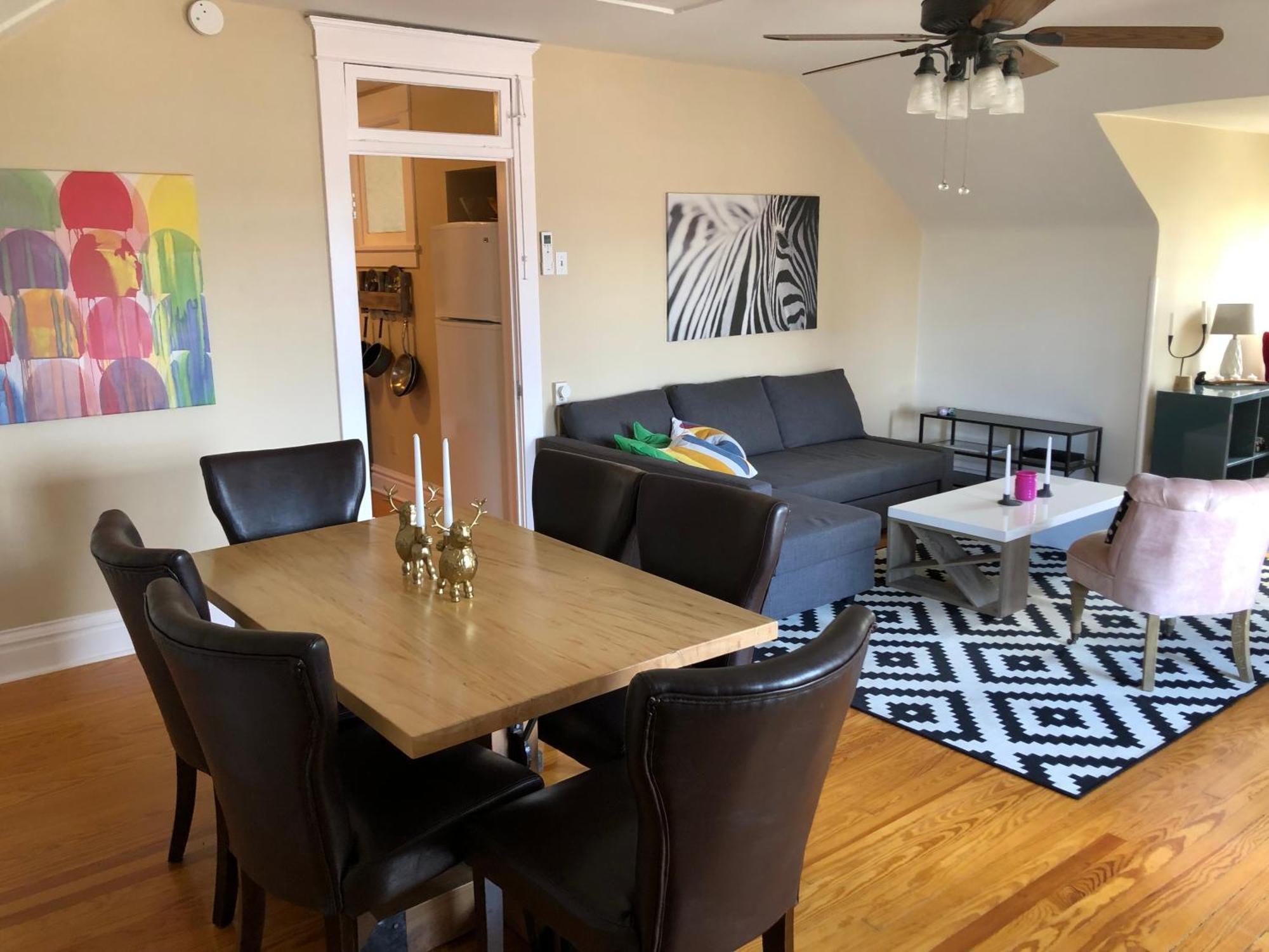 Knight Campbell Carriage House * DEN